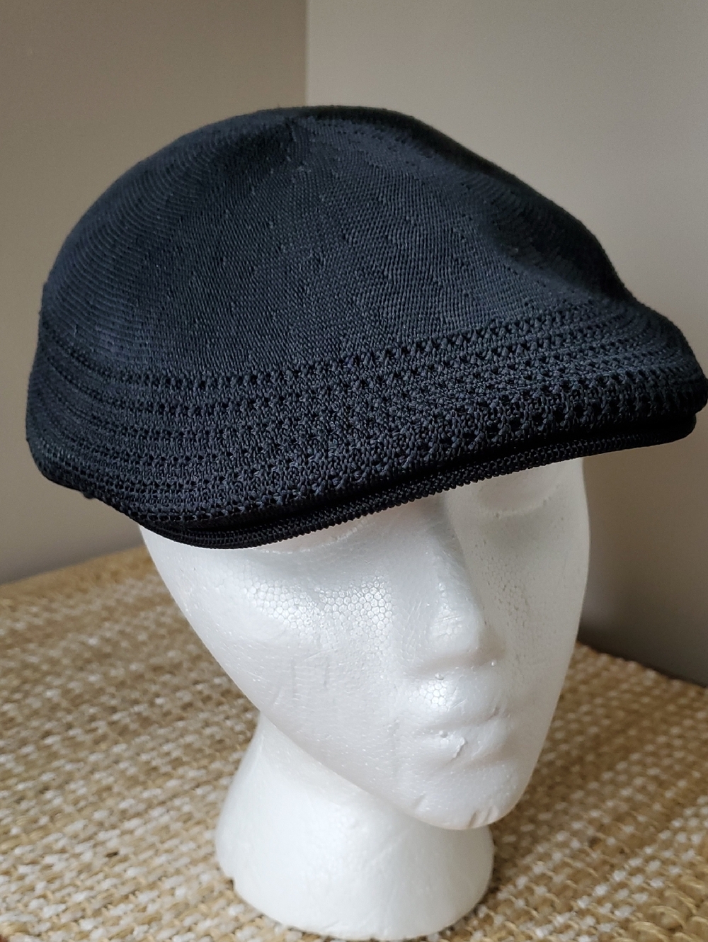 Kangol Black Knit Ventair Driver Cap for Men